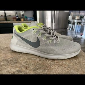 Womens nike shoes
